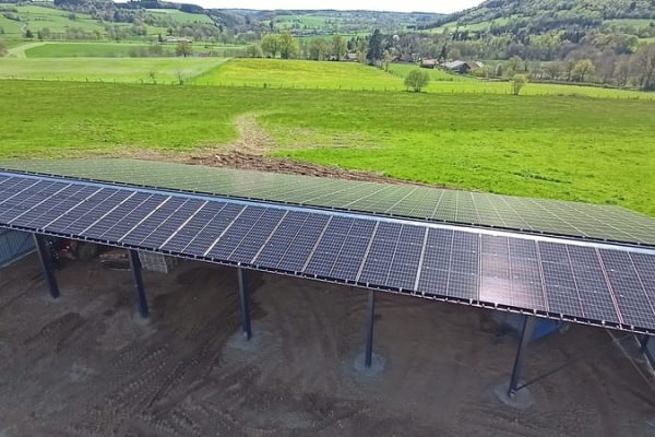 Exploitation agricole dans les Combrailles - Electrons libres